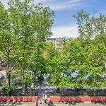 Sunlit Les 1Br W Wd Nr Bd Train Nyc-865